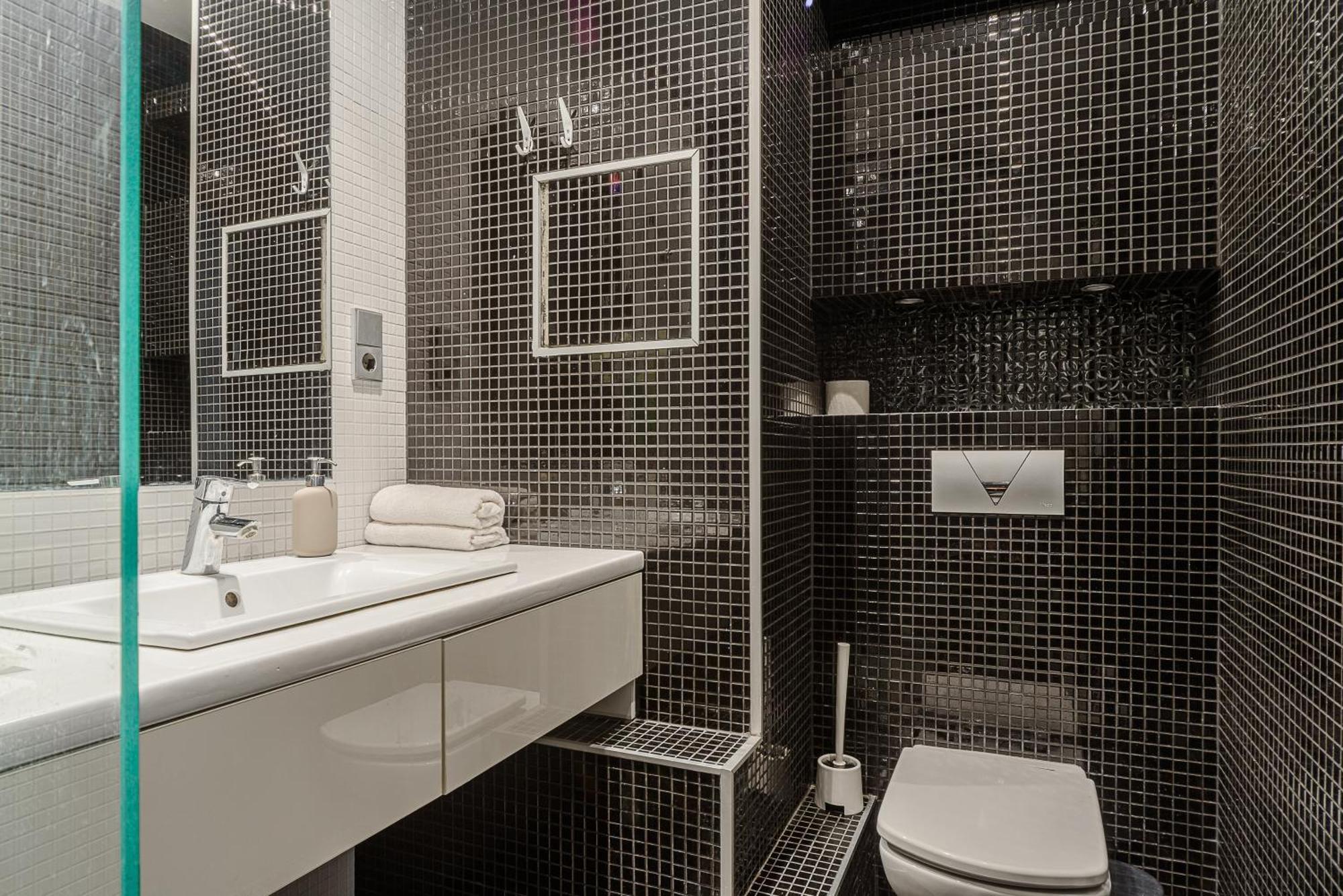 Premium In The Center Of With Free Parking & Balcony Warsaw