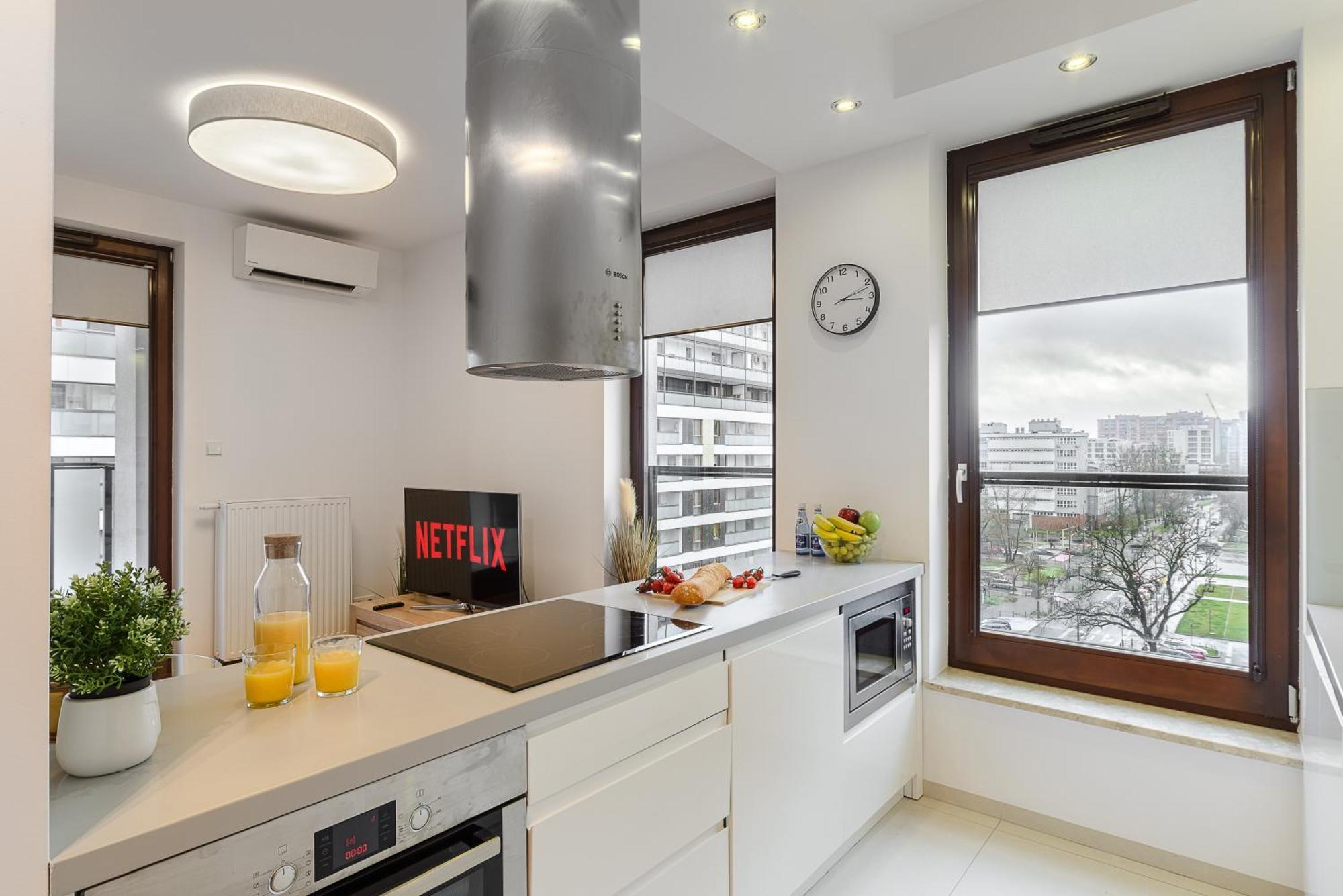 Apartment Premium In The Center Of With Free Parking & Balcony